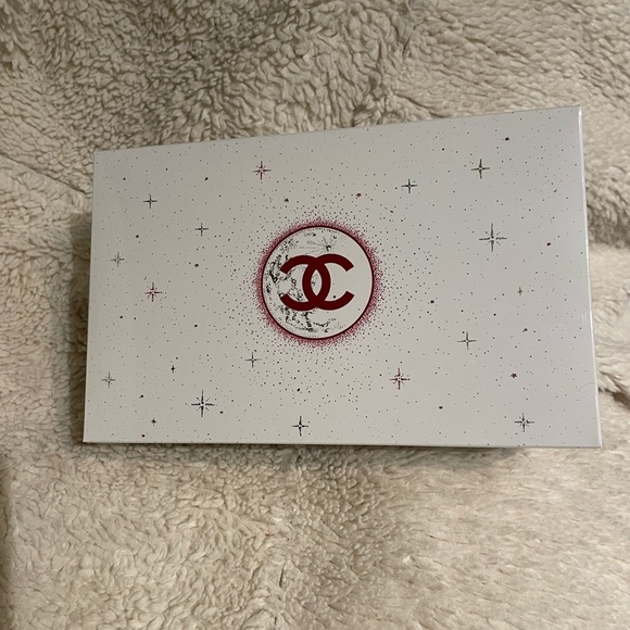 Chanel Sheer Genius Lipgloss Trio Giftset - Picture 2 of 7